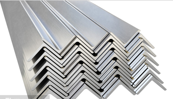 30*30mm 6m 3mm dikte gegalvaniseerde hoekbalk voor de bouw